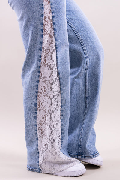 Lily | Lace Flare jeans