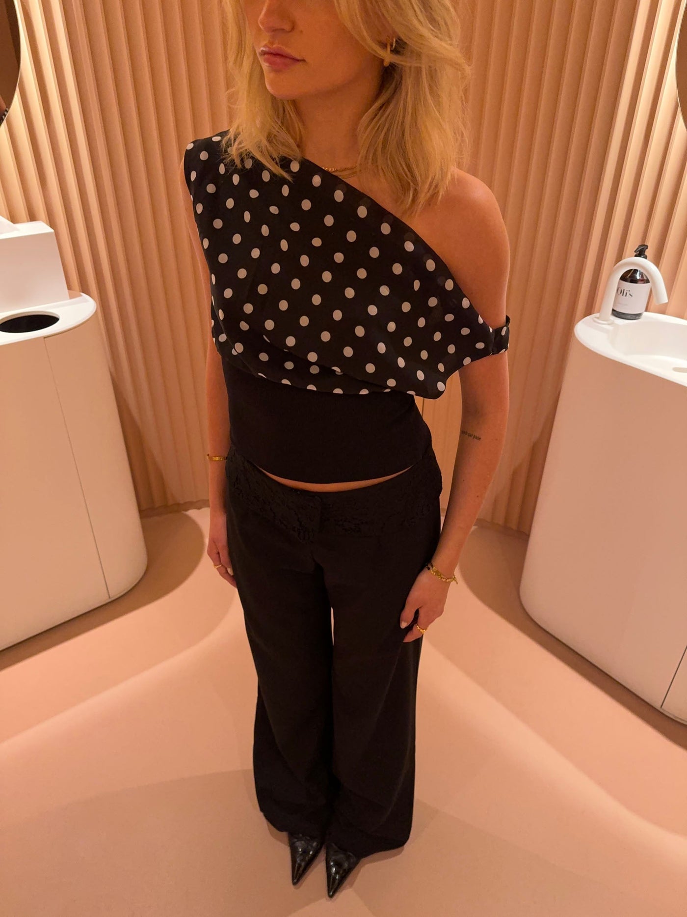Kimmie | Polka dotted top